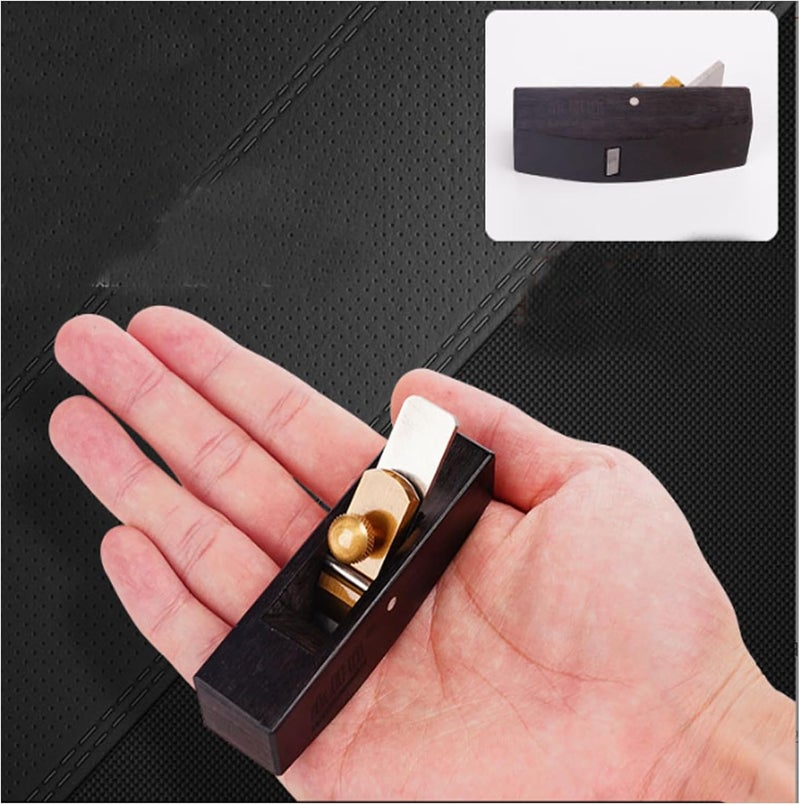 LIXINDEE أداة يدوية لتخطيط الخشب صغيرة، طائرة جيب، طائرة صغيرة من الأبنوس للخشب، أداة تخطيط خشبية صغيرة، مثالية للأعمال الخشبية، التقطيع، وتنعيم السطح (طائرة ذات قاع دائري) - Image 5